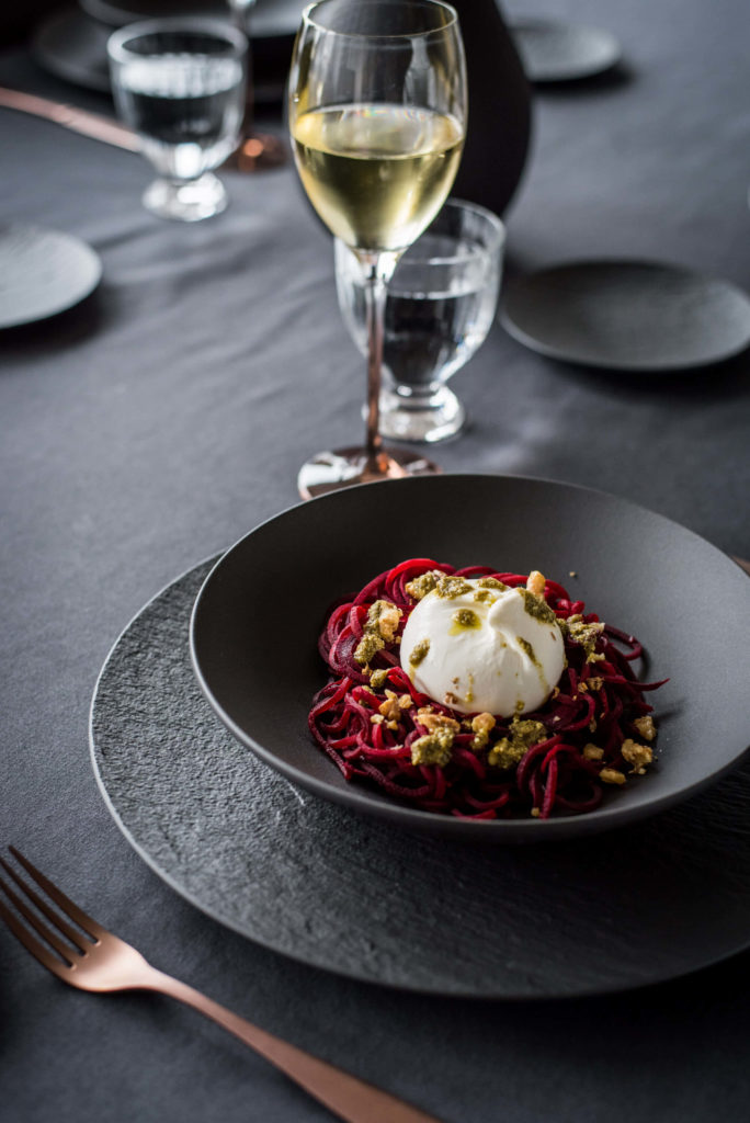 Rote Bete Spaghetti Mit Burrata Und Basilikumpesto Schmecktwohl