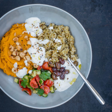 <div class="before_title">Enthält Werbung für Bos Food</div>Levante Bowl Freekeh Karottenhummus Salzzitronenjoghurt-6923 Freekeh zubereiten Rezept