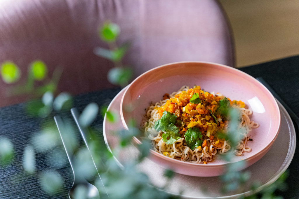 Bolognese mit Thai-Curry-Paste