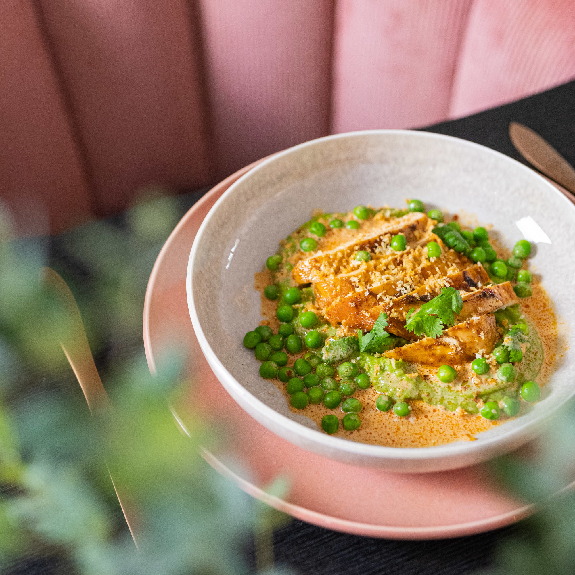 <div class="before_title">Dinner for One: Das Silvestermenü für Zuhause</div>Dinner for One_Menue_Rezepte-1142154 Dinner for One-Menü