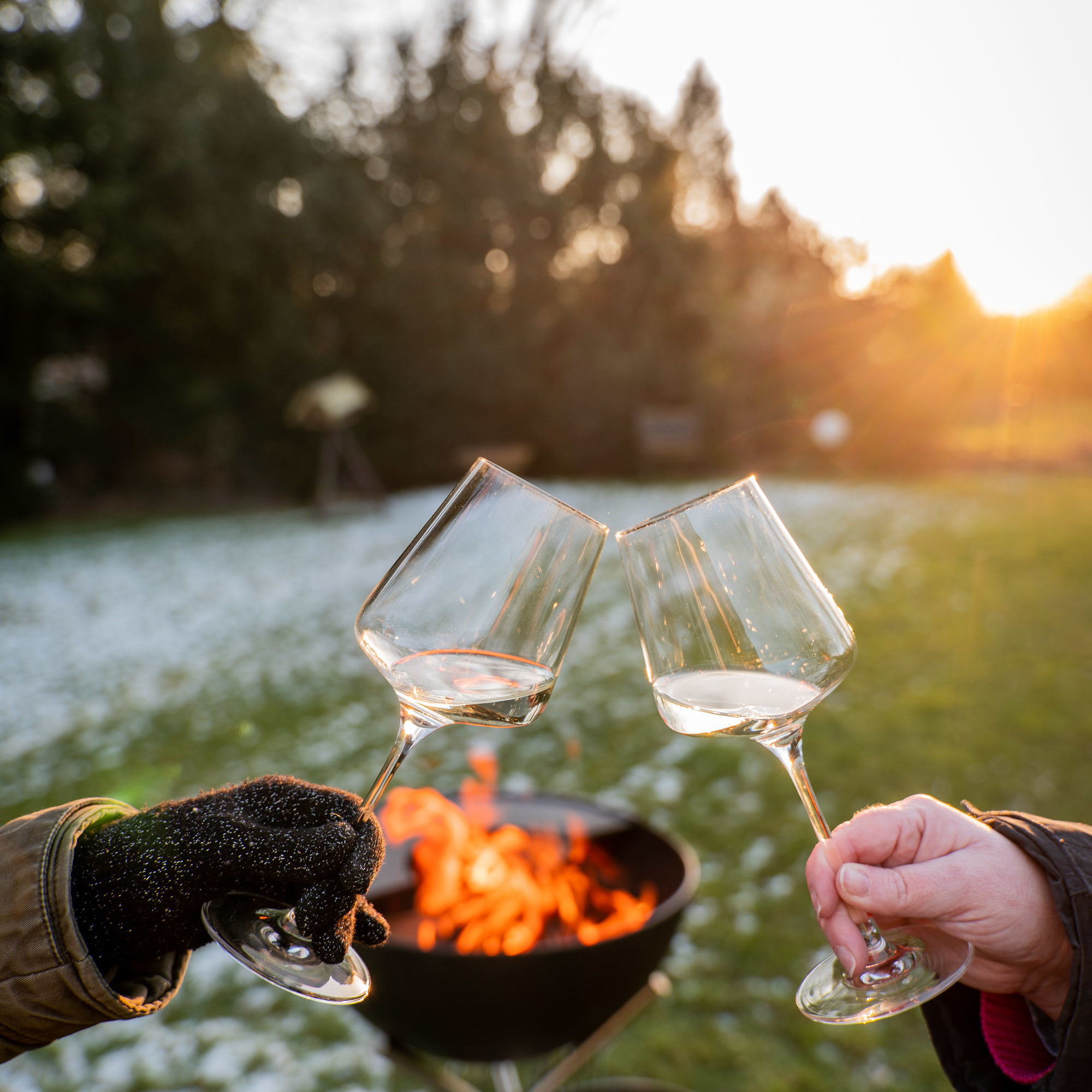 <div class="before_title">Enthält Werbung für hoefats Feuerschale und Grill</div>Wintergrillen-1164855 Wintergrillen